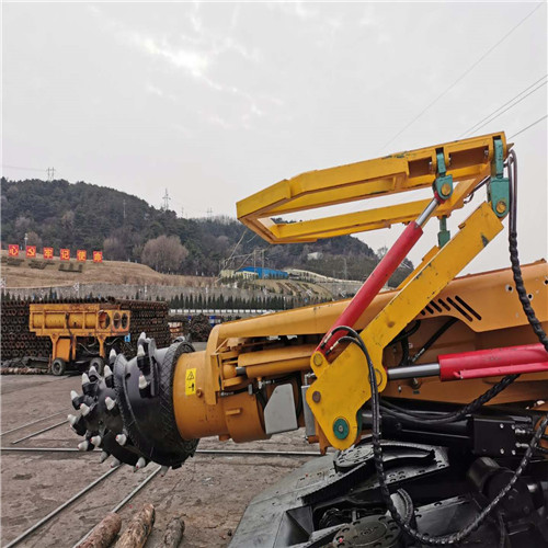 机载临时支护装置维护